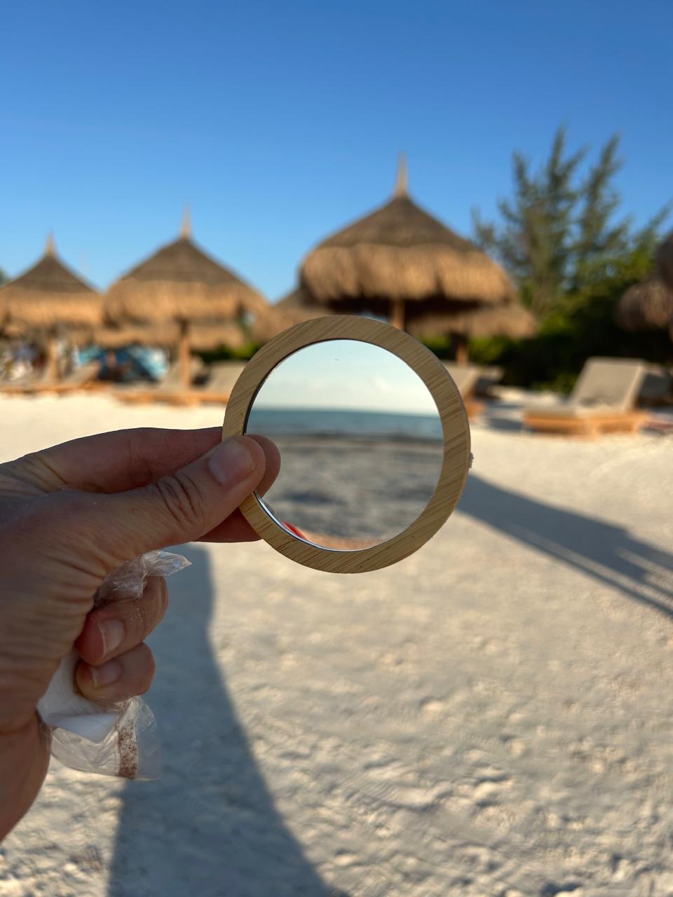 Espejo de Gratitud VRITTA